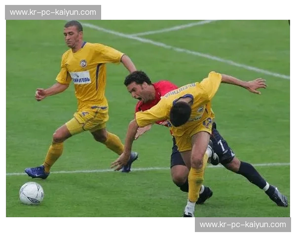 俄超南境风云：当克拉斯诺达尔的华丽遇上罗斯托夫的坚韧