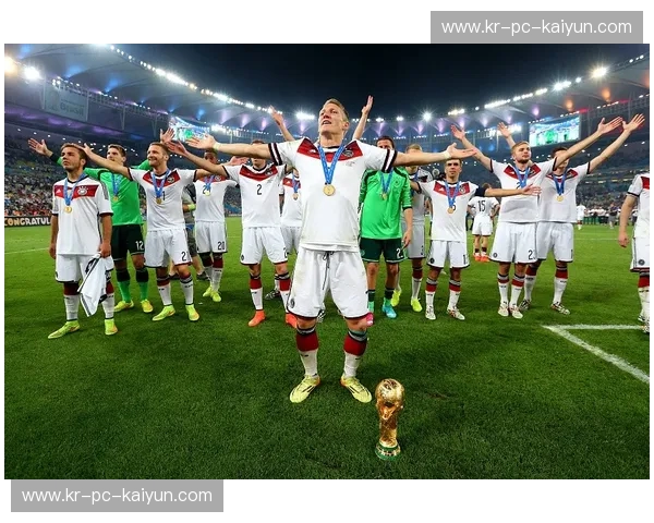 鲜血与荣耀的交响：河床vs独立，南美足球灵魂深处的巅峰博弈